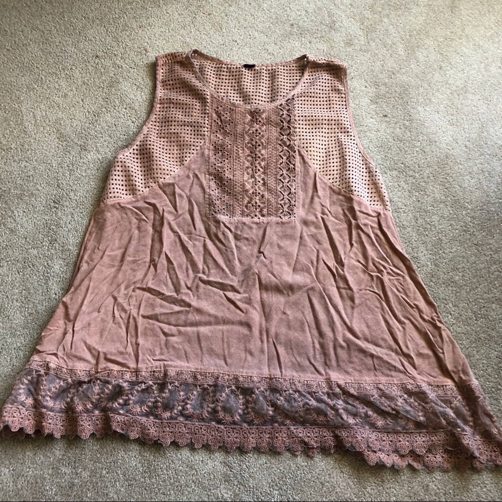 3/$12 cute pink tank top with lace details